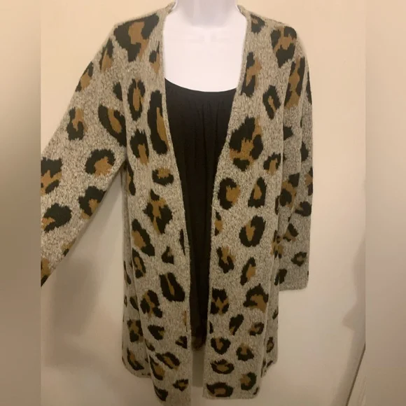 NWOT Apt 9 Animal Print Long Open Front Cardigan Sz Medium - Picture 2 of 10
